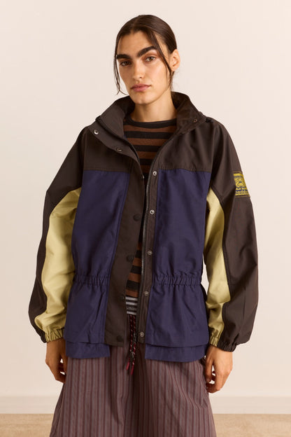 Athena Raincoat 🌧️Stay Dry, Look Effortlessly Chic ✨
